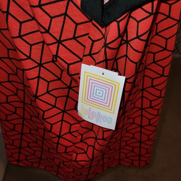 NWT! LULAROE SHIRT - Picture 4 of 7